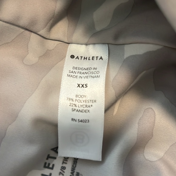 Athleta camo leggings - Picture 4 of 5